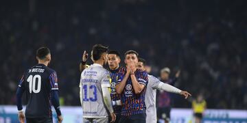 Talleres le ganaba a Godoy Cruz y achicaba la distancia con River, pero cerca del final se lo empataron (Facundo Luque / La Voz).