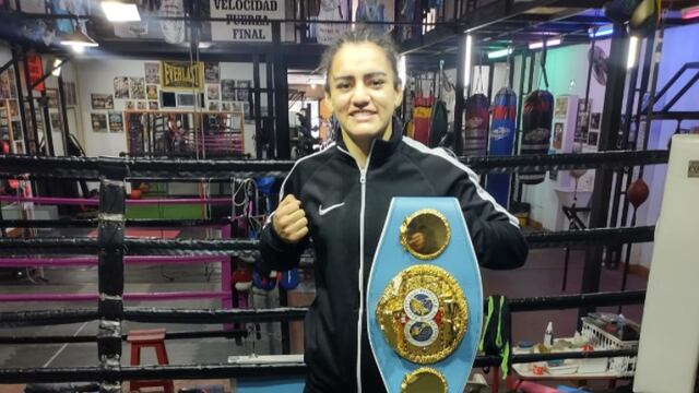 Micaela Luján, actual campeona mundial súper mosca, no podrá exponer su título debido a las restricciones por la pandemia.
