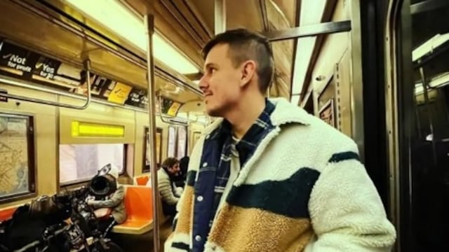 Alejandro organiza "tours de cirujeo"