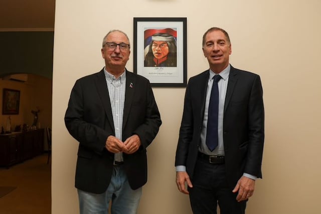 El gobernador de Misiones, Hugo Passalacqua, y el ministro del Interior, Diego Santilli.