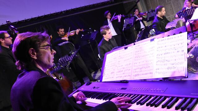 La Orquesta Municipal de Tango en el Anfiteatro abrió los recitales del "Verano Acá"