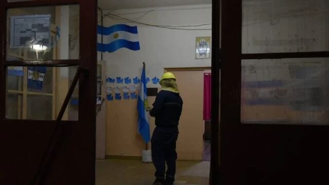 Pérdida de gas y evacuación en una escuela de Guaymallén