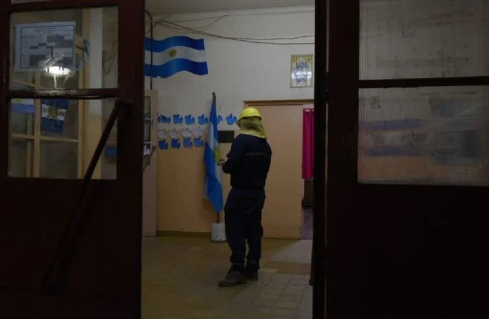 24 alumnos de una escuela de Guaymallén se intoxicaron con gas cuando practicaban Educación Física