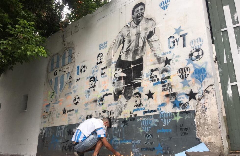 Los salteños hicieron un altar para homenajear a Diego Maradona