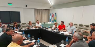 Reunión de entidades lecheras en la Sociedad Rural de Rafaela