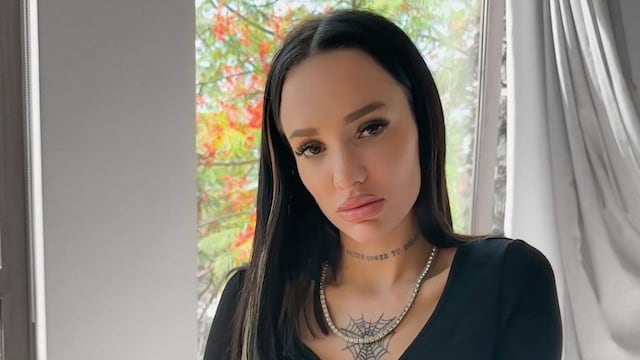 La Joaqui subió la temperatura con una enteriza cut out underboob y sus seguidores enloquecieron.