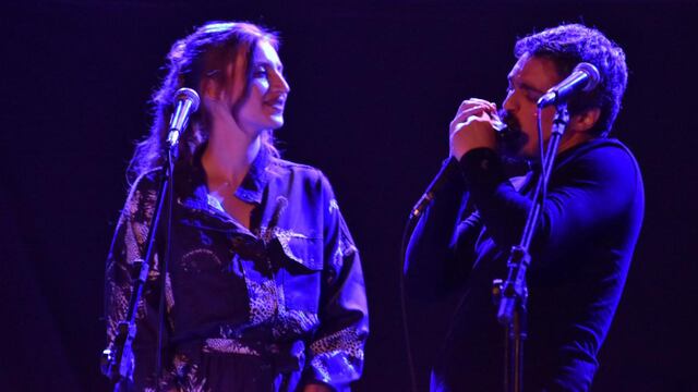 Victoria Birchner y su pareja, Franco Luciano, brillaron en el anfiteatro