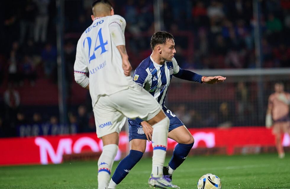 Augusto Schott arrancó de titular en el empate de Talleres ante Tigre por la Liga