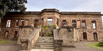 Palacio San Carlos, el lugar en donde Antoine de Saint-Exupery se inspiró para escribir El Principito.