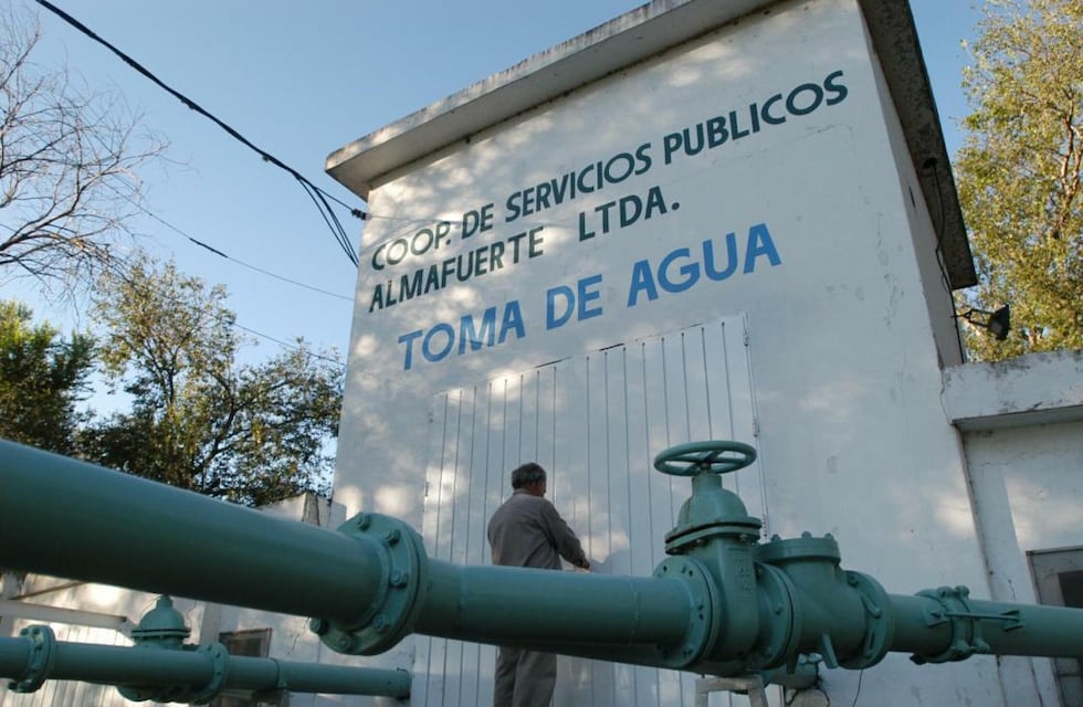 Almafuerte: declararon emergencia hídrica en la ciudad