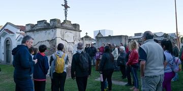 Visita guiada al Cementerio de Arroyito por la Noche de los Museos