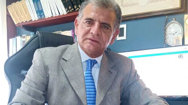 Exabogado de Brenda Agüero.