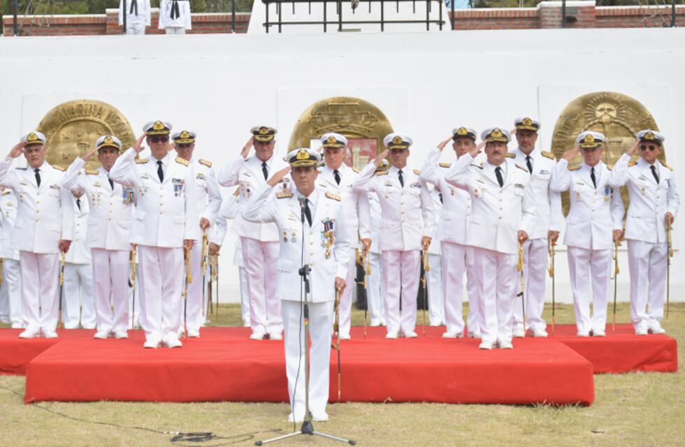 Asumió el nuevo Comandante de Adiestramiento y Alistamiento de la Armada