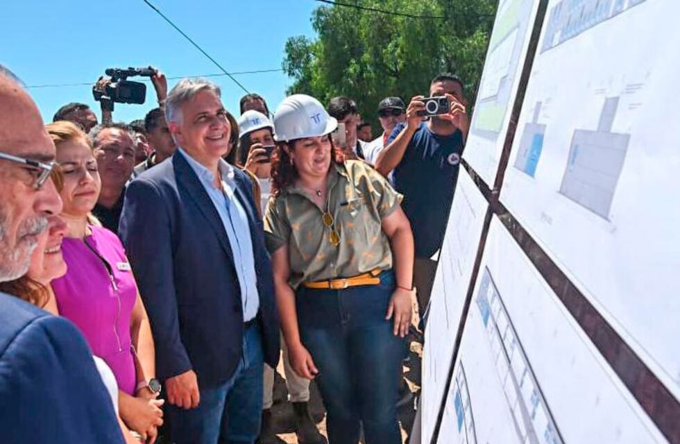 “En Córdoba no los vamos a perseguir”: Martín Llaryora defendió la diversidad