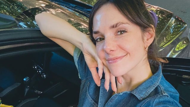 El look de Julieta Nair Calvo para una noche de teatro