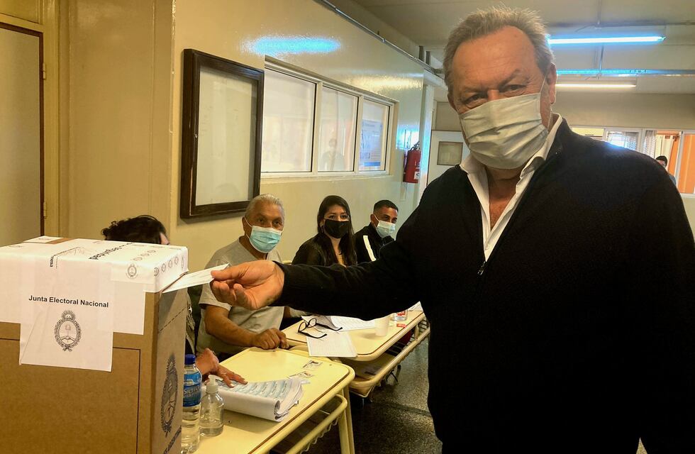 PASO 2021 en Córdoba: votó la fórmula Negri-Santos