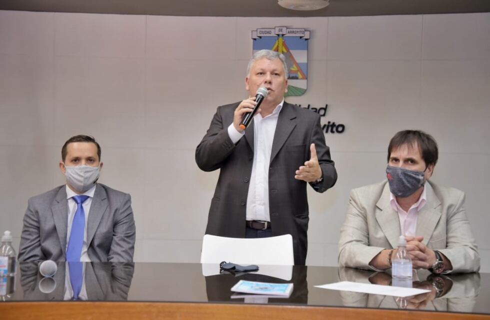 Asumieron Arévalo, Carnevale, Baldisarri y Novara en el Municipio de Arroyito