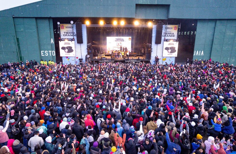 Ushuaia vibró con la primera jornada del Festival “Tierra Grande”