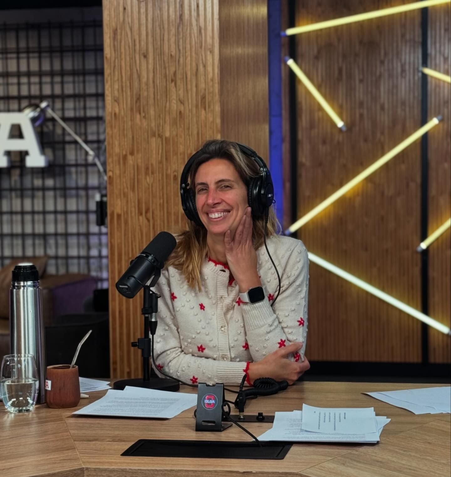 Luciana Geuna ganó el premio Martín Fierro de televisión 2024 a la mejor labor periodística femenina.