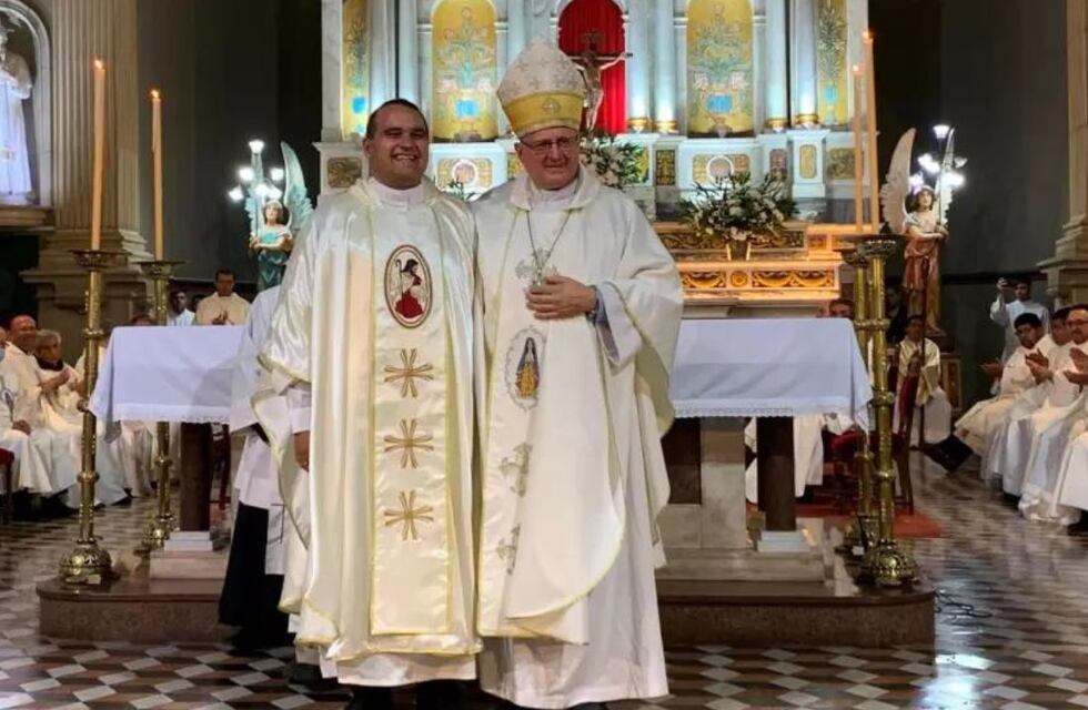 Caso curioso en Catamarca: un oficial de la Policía se convirtió en sacerdote