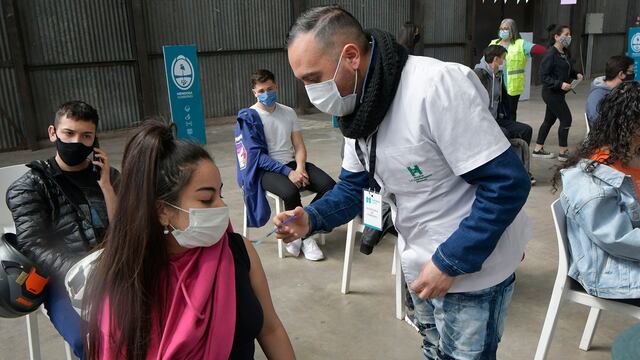 El Ministerio de Salud informó que hasta la fecha en Mendoza se han registrado162.606 casos positivos confirmados Covid-19. Orlando Pelichotti/Los Andes