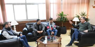 Clave Folk se reunió con el Intendente Luis Castellano