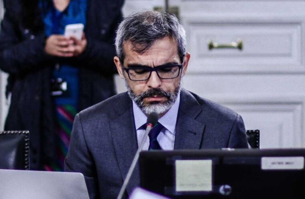 El ministro de Justicia de Chile le pidió a Alberto Fernández que sea “respetuoso” con las instituciones de su país