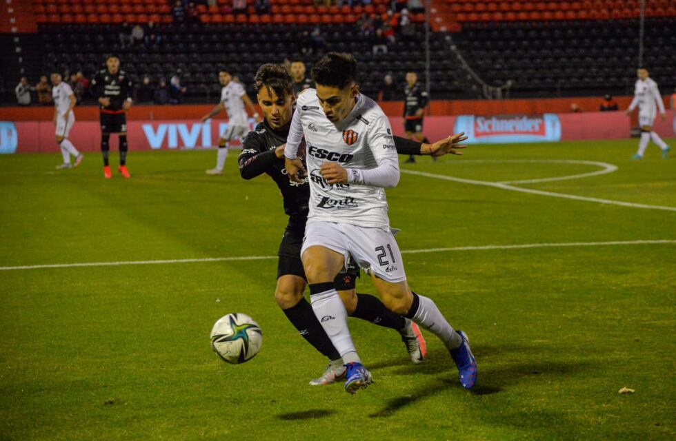 Colón se despidió de la Copa Argentina: Patronato lo eliminó por penales