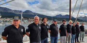 Antes de zarpar el 6 de enero - Muelle del Club Náutico AFASyN.