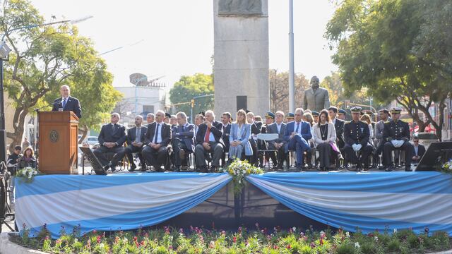 Acto oficial por el día de la Independencia en Rafaela