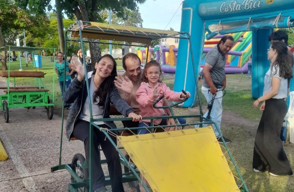 Los paseos en bicicleta por la Costanera volvieron con una nueva propuesta