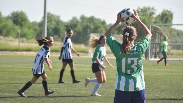 Comenzó el torneo "Mujeres Líderes" en la UNCuyo.