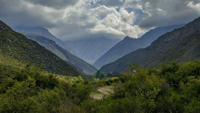 El Gobierno lanzará la licitación para concesionar las dos hectáreas donde se ubicaba el hotel Samay Huasi, un lugar enclavado en la reserva provincial del Manzano Histórico. Gentileza