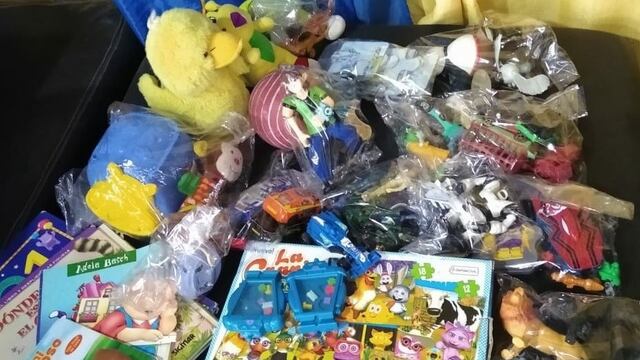 Cambian juguetes en buen estado por servicios de peluquería