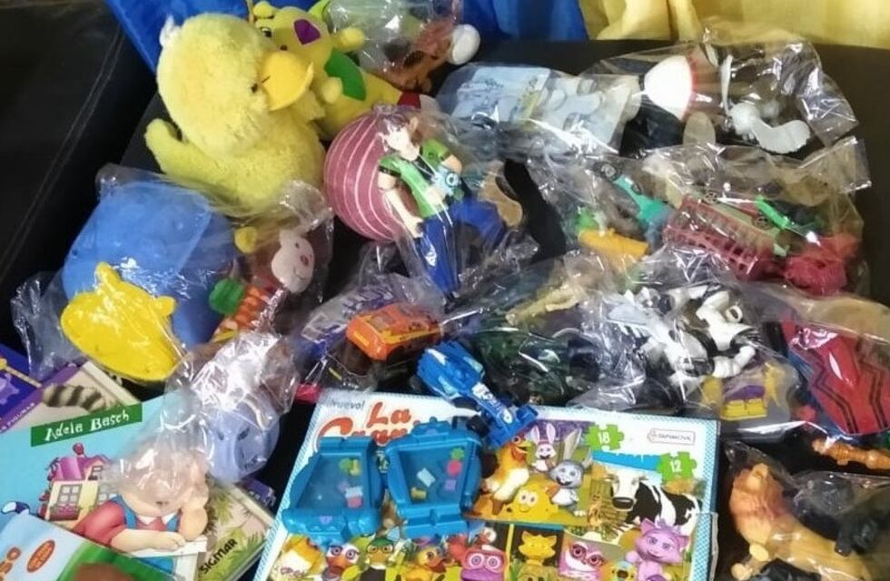 Ofrecen servicios de peluquería a cambio de juguetes para Navidad