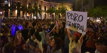 cacerolazo en patio olmos