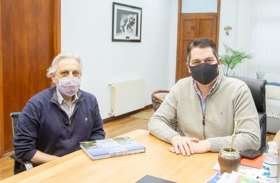 Río Grande y la UNTDF coordinaron acciones para acompañar a los estudiantes