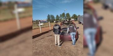 Vehículo involucrado en estafa fue secuestrado en Oberá.