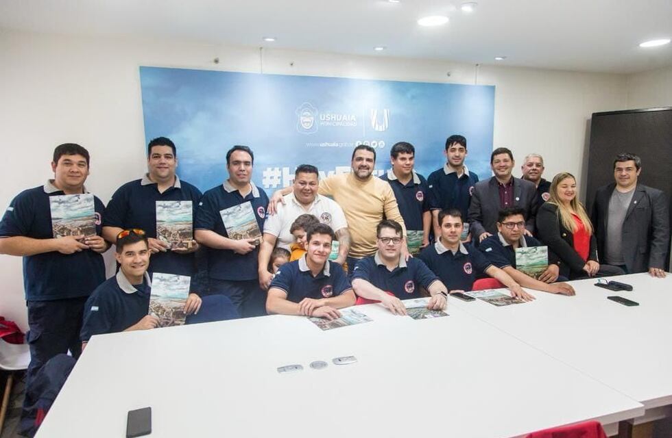 Ushuaia: entregan a bomberos la adjudicación para la construcción de viviendas