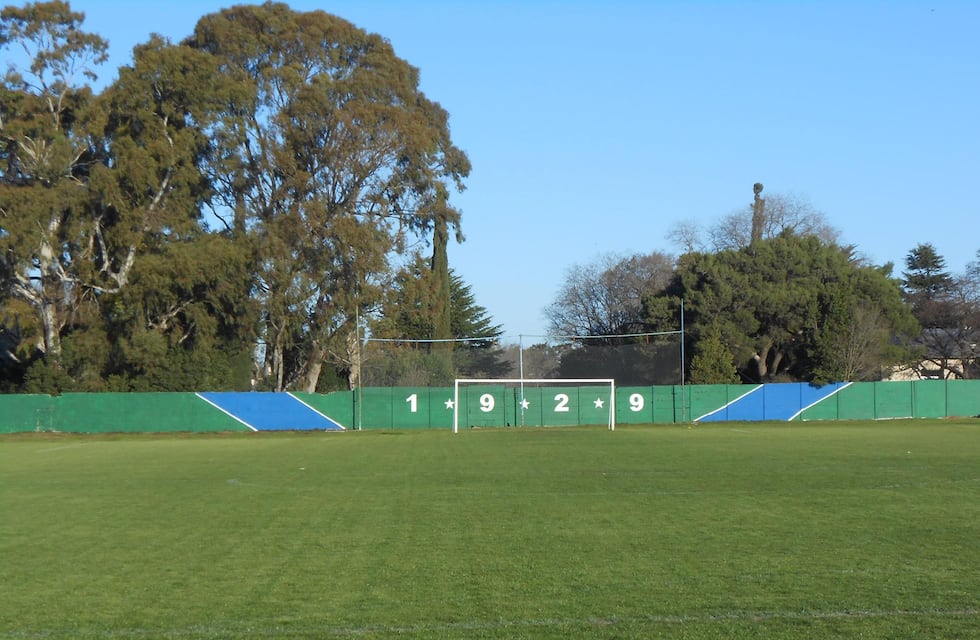 Villa del Parque organiza una peña solidaria para financiar mejoras y un viaje deportivo a La Plata