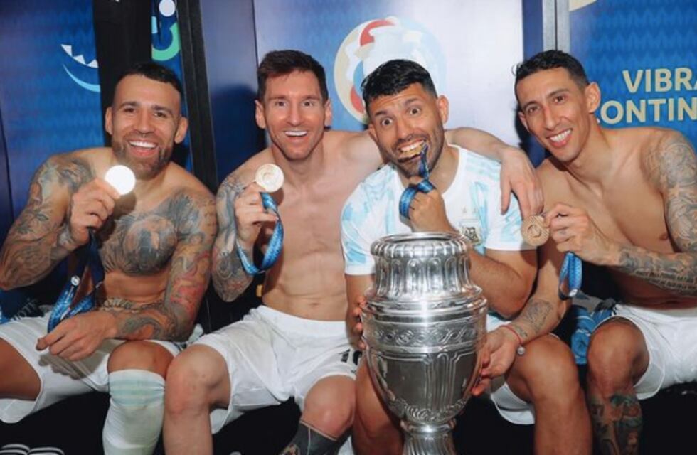 Lionel Messi celebró la Copa América con “la vieja guardia” y recibió mensajes de excompañeros