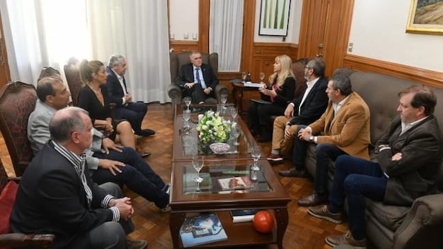 Transporte público: se reunieron Jaldo, Chahla y empresarios de AETAT