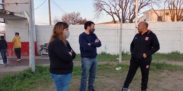 Mauro Casella recorrió Cabín 9, uno de los barrios de Pérez (Facebook Mauro Casella)