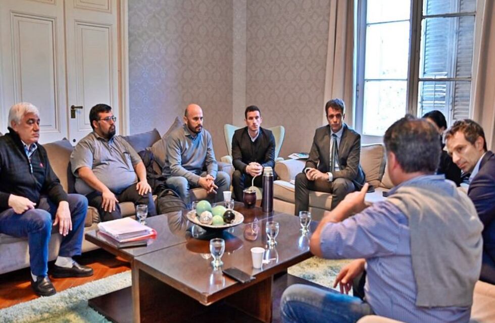 Cresto se reunió con el dueño de Maxiconsumo que abre en Concordia