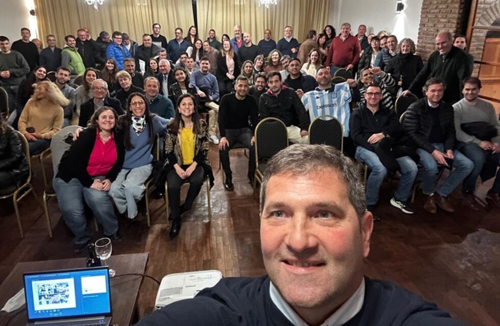 Gran concurrencia a la charla del Mago Capria sobre liderazgo