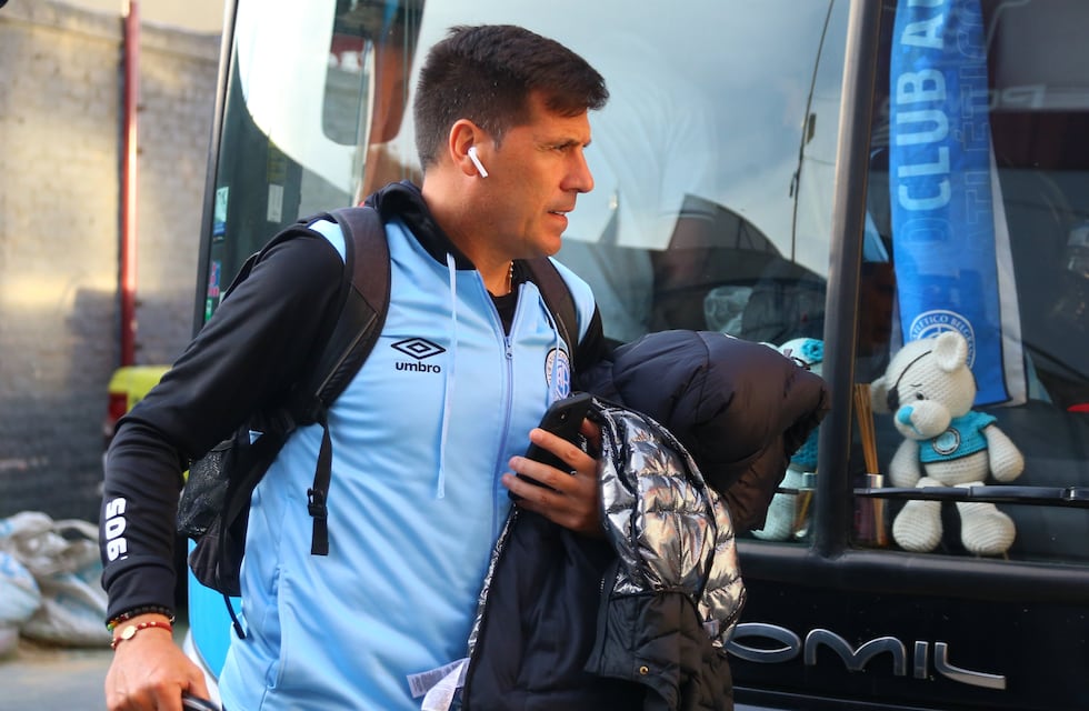 Juan Cruz Real guarda los titulares de Belgrano en su visita al puntero Huracán