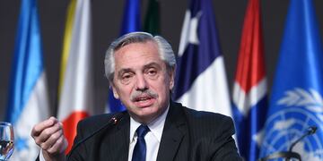 El presidente continúa recuperándose del cuadro que sufrió en Indonesia.