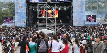 El Cosquín Rock nació en las sierras cordobesas en 2001, se volvió itinerante y por la pandemia, desembarca en Miami (La Voz).