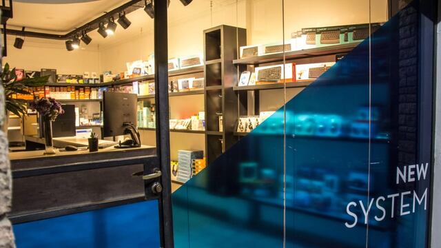 Delincuente armado asaltó el local de System Computación en la tarde del lunes