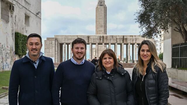 La ex ministra de Seguridad nacional regresó a la Cuna de la Bandera.